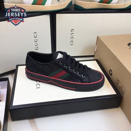 GUCCI OFF THE GRID TENNIS 1977 LOW ECONYL BLACK GG GREEN RED - GC200