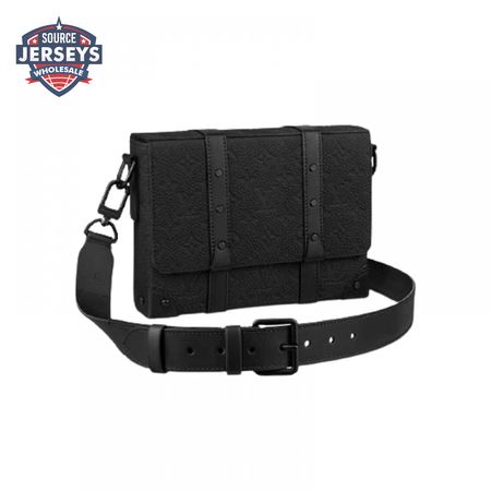 trunk messenger bag taurillon monogram leather lmb016