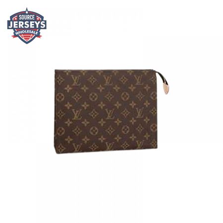 toiletry pouch 26 monogram canvas lp47