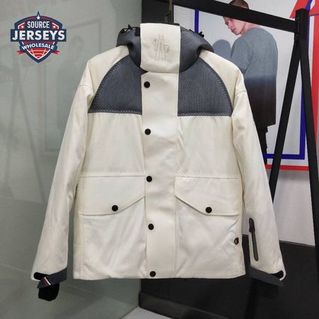Moncler Down Jacket MC330185