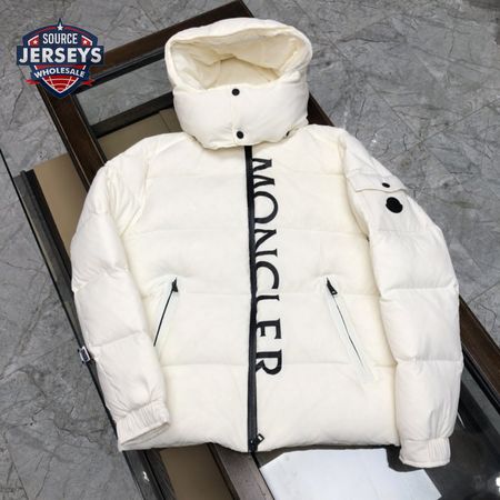 Moncler Down Jacket MC330195