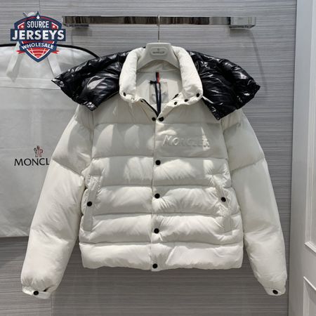 Moncler 2020ss Down Jacket MC330114