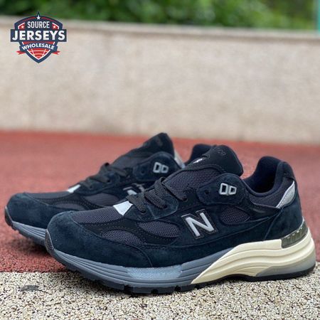 New Balance M992BL 36-46