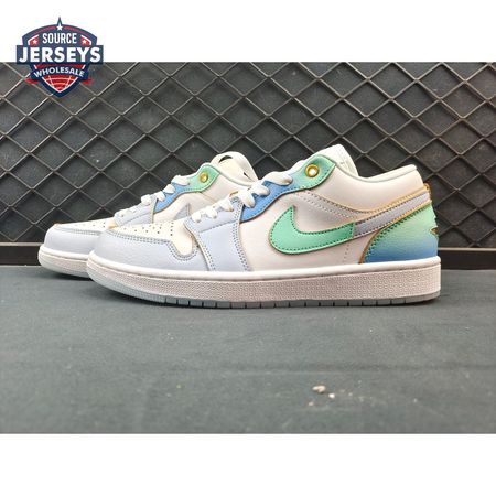 Jordan 1 Low SE Emerald Rise FN8899-131 Unisex