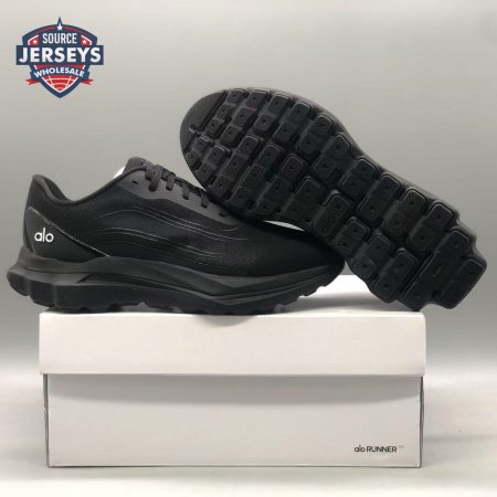 Alo Yoga Runner Black