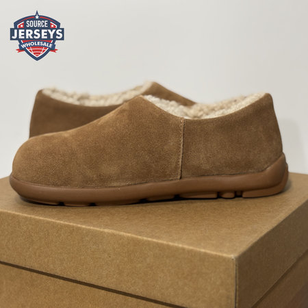 UGG Retro Snow Boot Brown