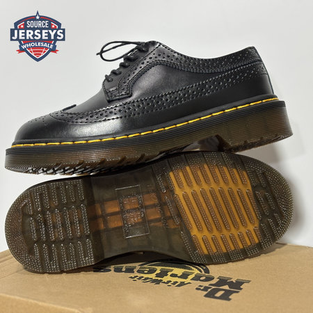 Dr.Martens Brogue Martin Shoes