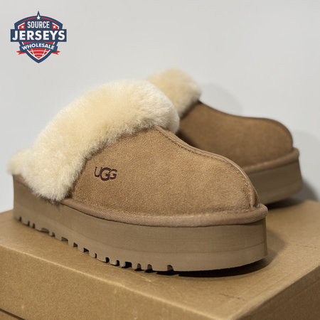 UGG Platform Slipper Chestnut