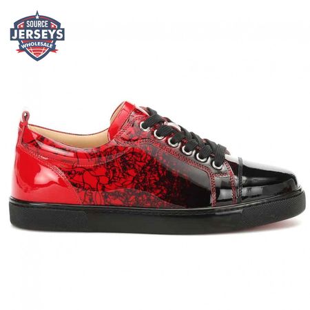 CHRISTIAN LOUBOUTIN LOW TOP SNEAKER - CL16