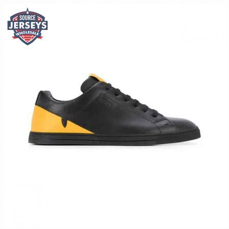 FENDI CORNER BUGS LOW-TOP SNEAKERS - FD08