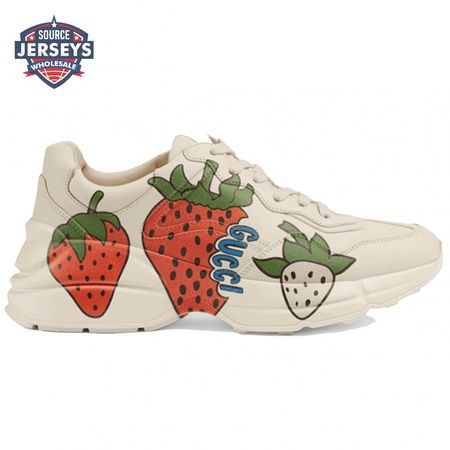 GUCCI RHYTON SNEAKER WITH STRAWBERRY
