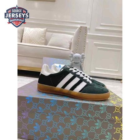 GUCCI GAZELLE SNEAKER - GC103